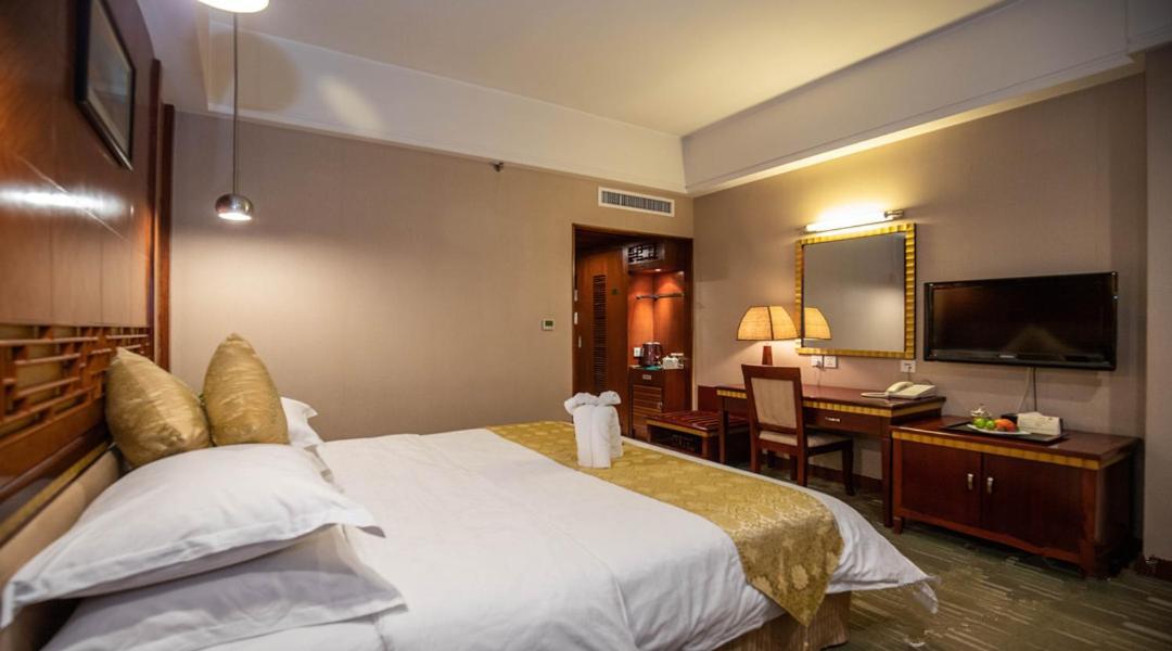 Kunming Golden Spring Hotel Exterior foto